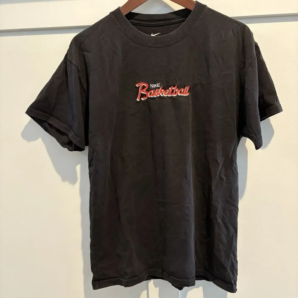 Nike Basketball Shirt Men Small Black Embroidered Hoop Dreams Short Sleeve‎ Tee
